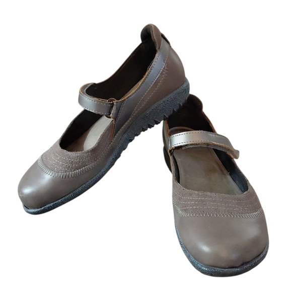 Naot Kirei Leather Mary Jane Comfort Shoes Slip Resistant Flats 6 NC - Picture 1 of 1